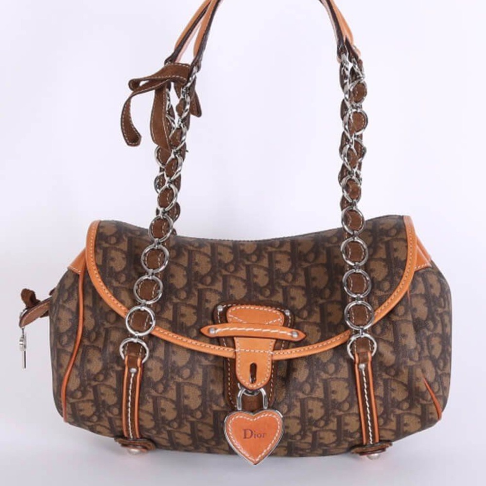 Dior Brown Obliaue Romantiaue shoulder bag in size 18 С